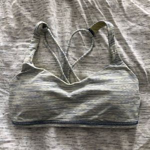 Lululemon Free To Be Sports Bra EUC